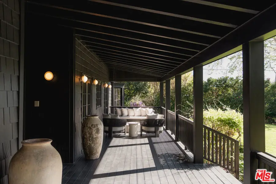 250 S Chadbourne Avenue, Los Angeles, CA 90049 - #3