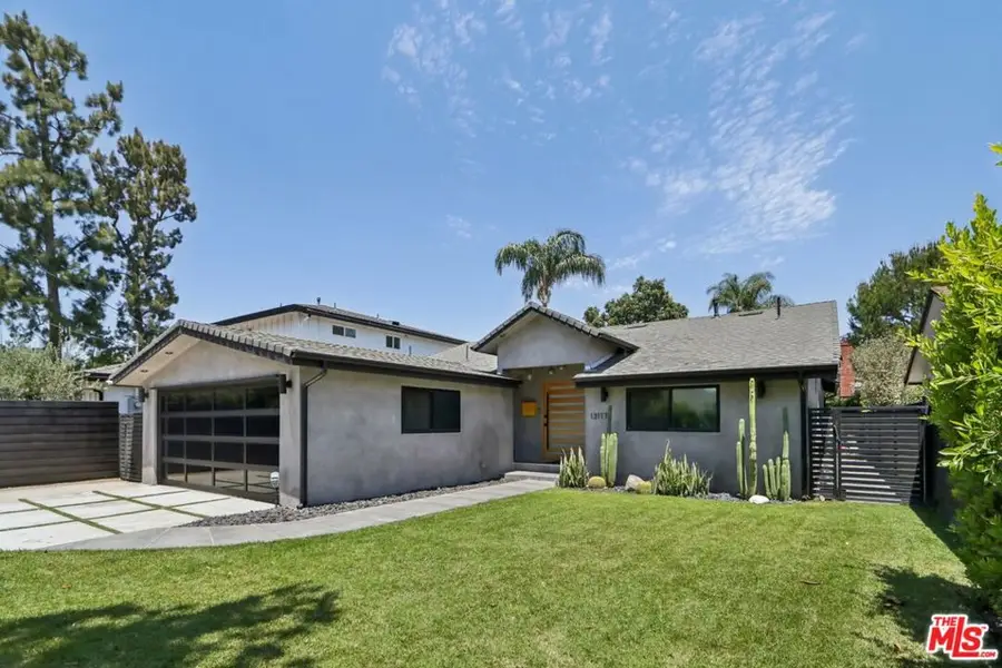 13117 Magnolia Boulevard, Sherman Oaks, CA 91423 - #2