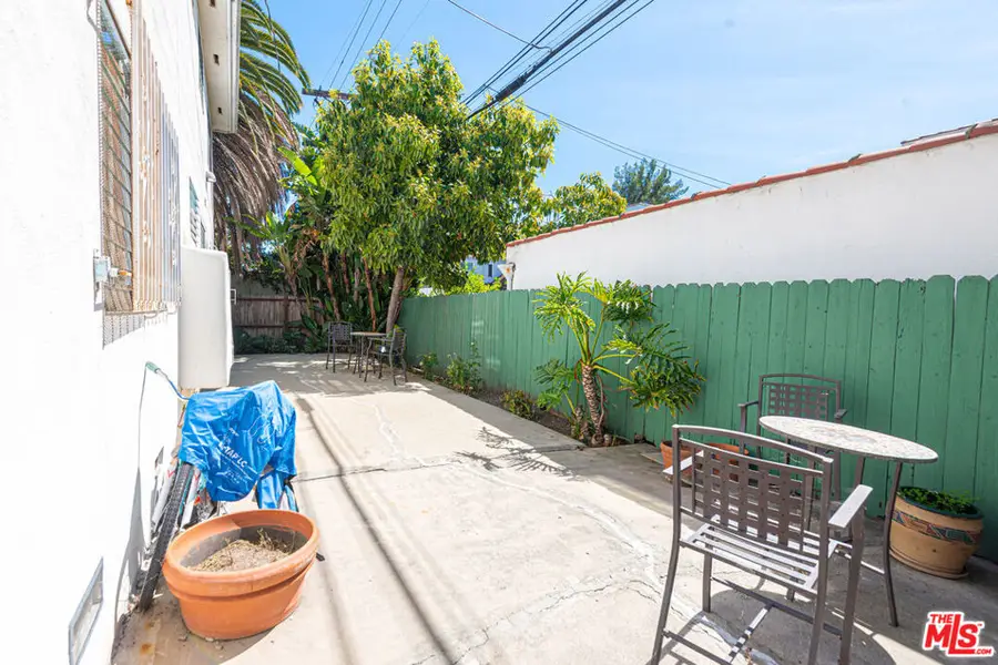 8436 Blackburn Avenue, Los Angeles, CA 90048 - #3