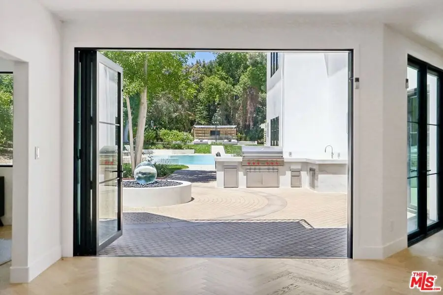 4261 Temma Court, Calabasas, CA 91302 - #3