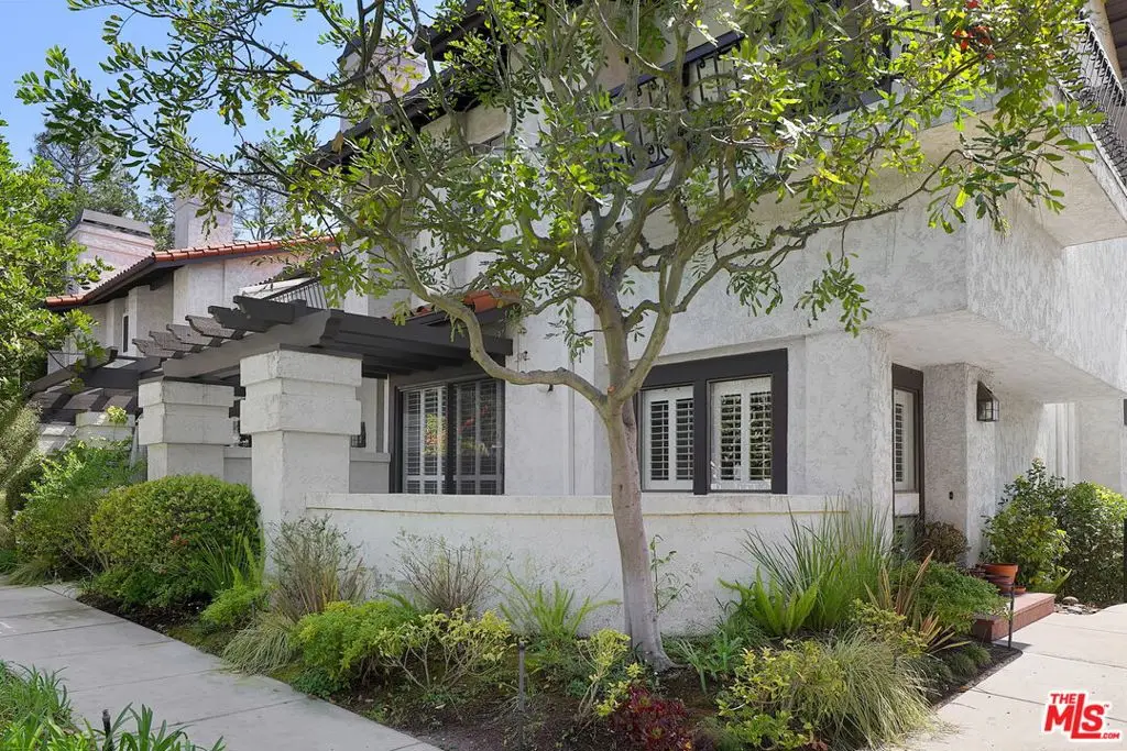 17226 Palisades Circle, Pacific Palisades, CA 90272 - #1