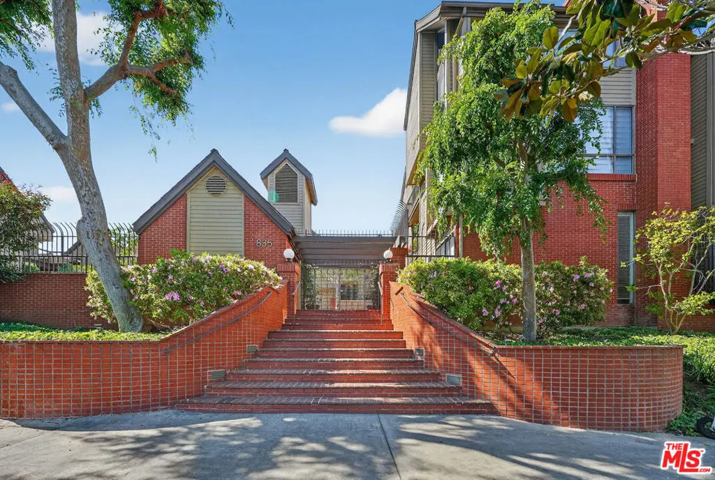 835 S Lucerne Boulevard #105, Los Angeles, CA 90005 - #1