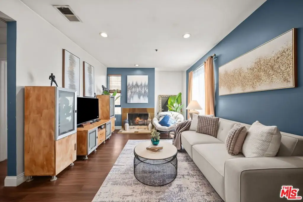 6938 Laurel Canyon Boulevard #310, North Hollywood, CA 91605 - #1