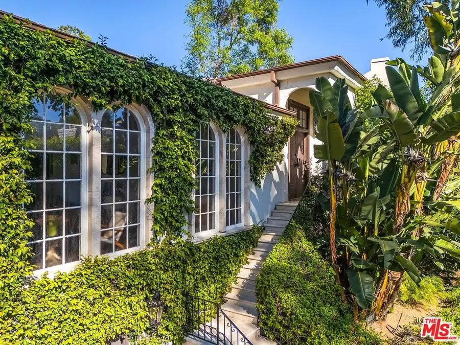 2806 Nichols Canyon Road, Los Angeles, CA 90046 - #2