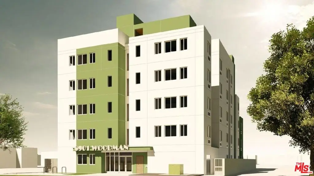 6901 Woodman Avenue, Van Nuys, CA 91405 - #1