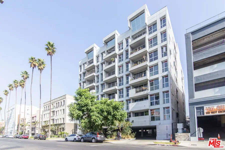 540 S Kenmore Avenue #303, Los Angeles, CA 90020 - #3