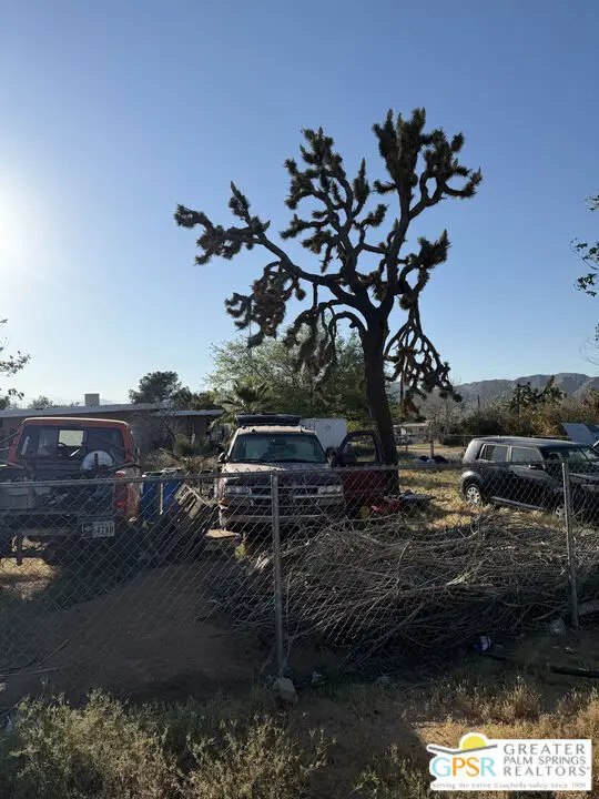 55575 Navajo Trail, Yucca Valley, CA 92284 - #2