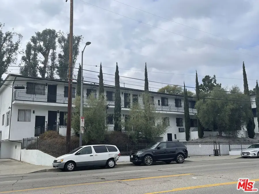 12111 S Figueroa Street, Los Angeles, CA 90061 - #3