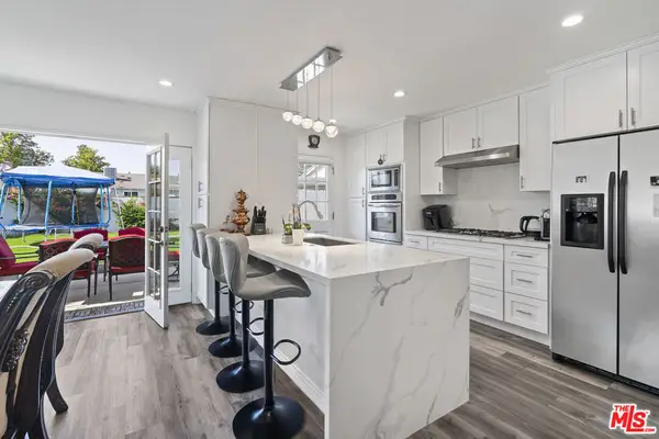 22509 Saticoy Street, West Hills, CA 91307