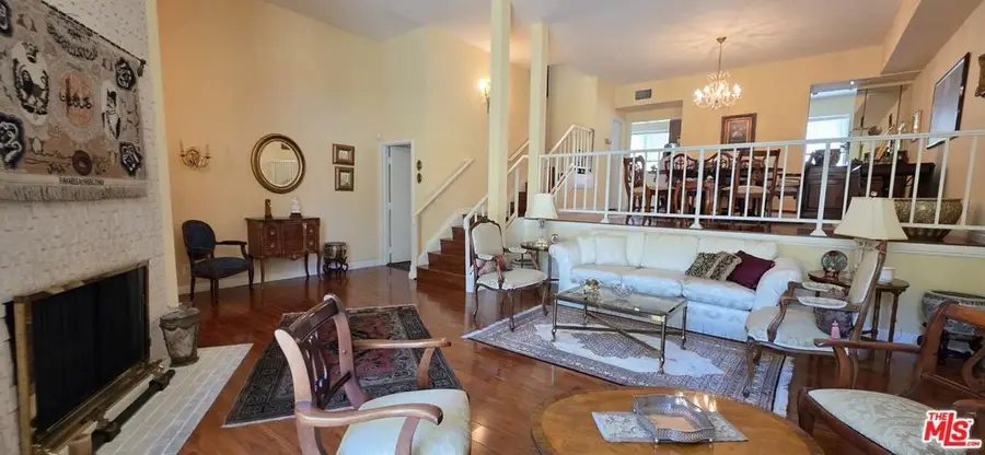 17707 Magnolia Boulevard, Encino, CA 91316 - #3