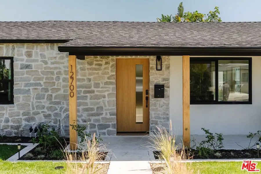 12700 Bonaparte Avenue, Los Angeles, CA 90066 - #2