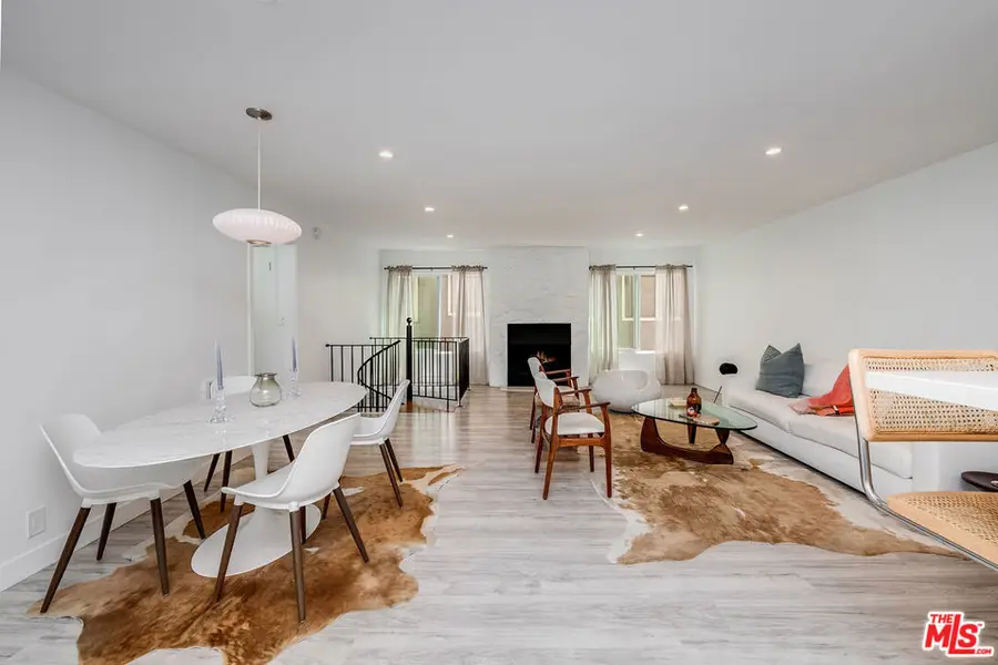 16 Quarterdeck Street #102, Marina Del Rey, CA 90292 - #2