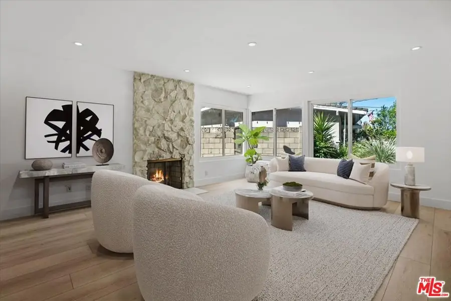 4810 Rosa Road, Woodland Hills, CA 91364 - #2