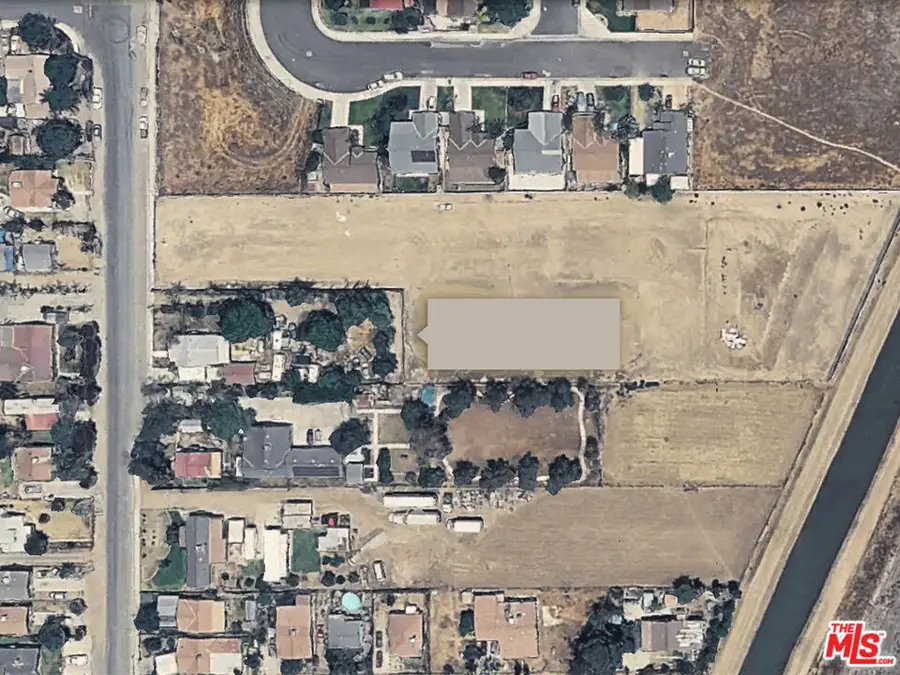 10111 Habecker Road, Lamont, CA 93241 - #2