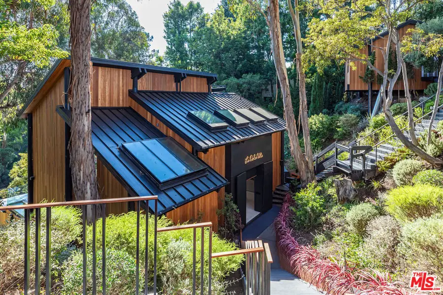 1509 Amalfi Drive, Pacific Palisades, CA 90272 - #2