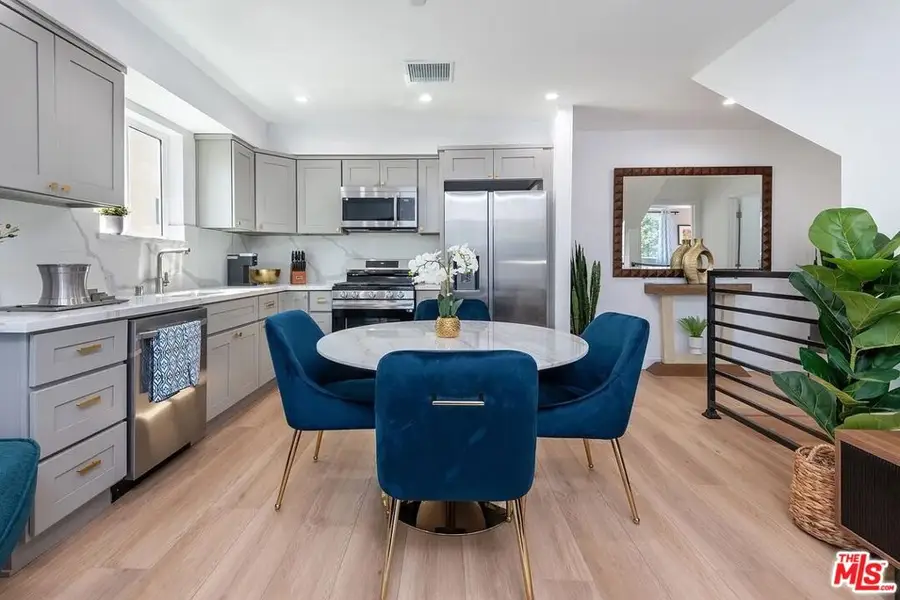 1153 S Ardmore Avenue, Los Angeles, CA 90006 - #3