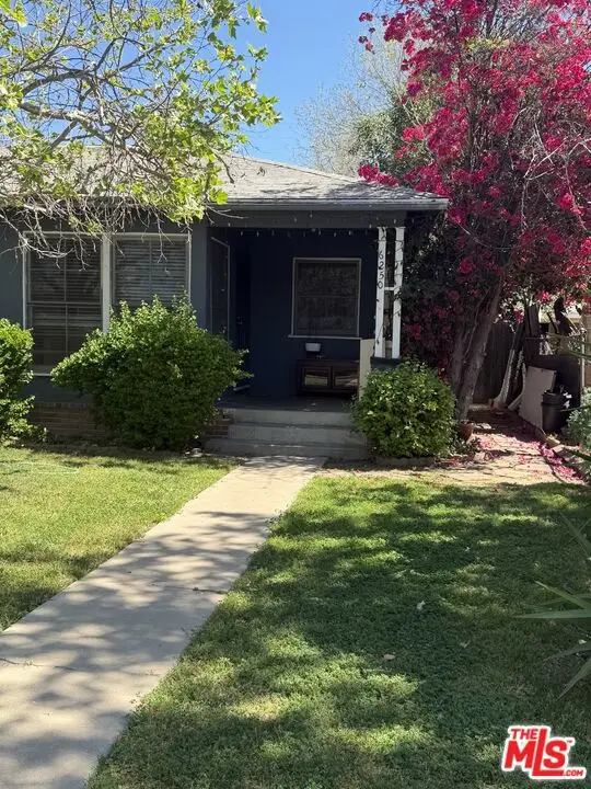 6250 Halbrent Avenue, Van Nuys, CA 91411