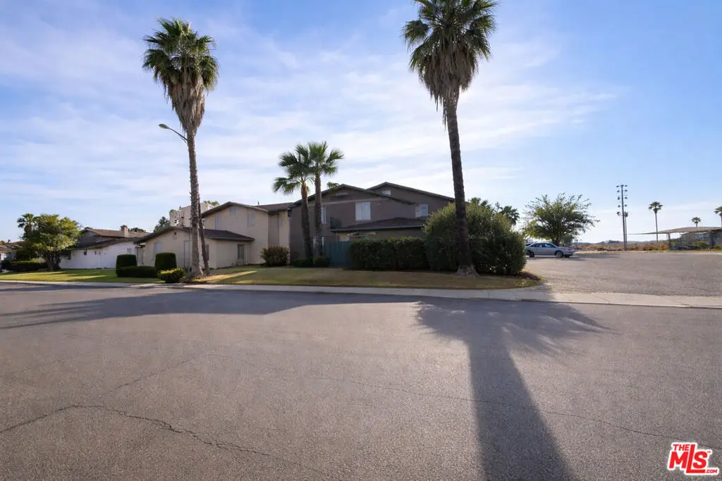 4317 Isla Verde Street, Bakersfield, CA 93301 - #1