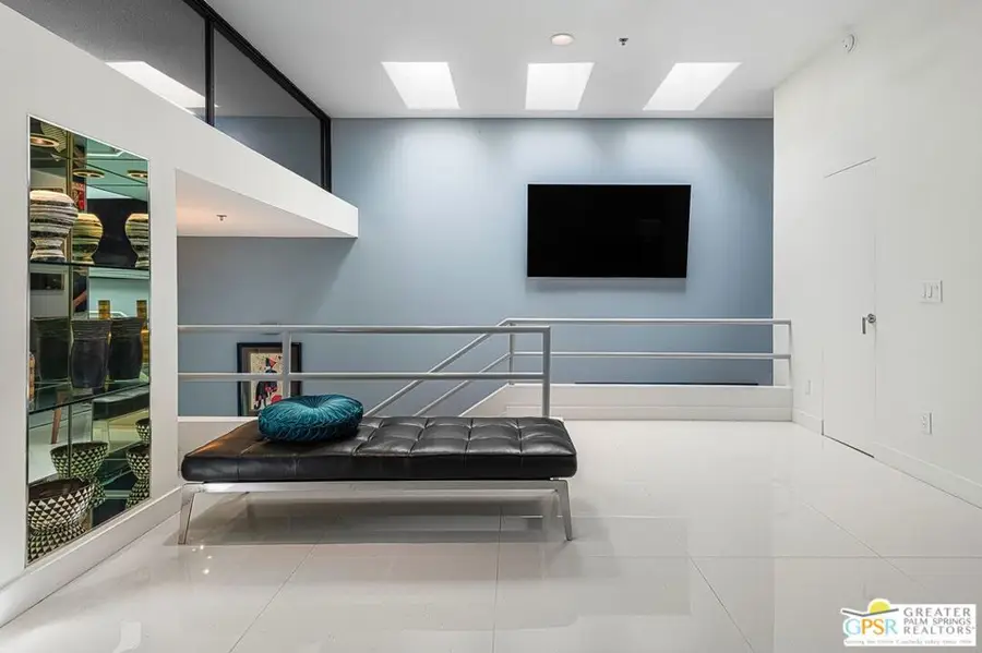 240 W Stevens Road, Palm Springs, CA 92262 - #2