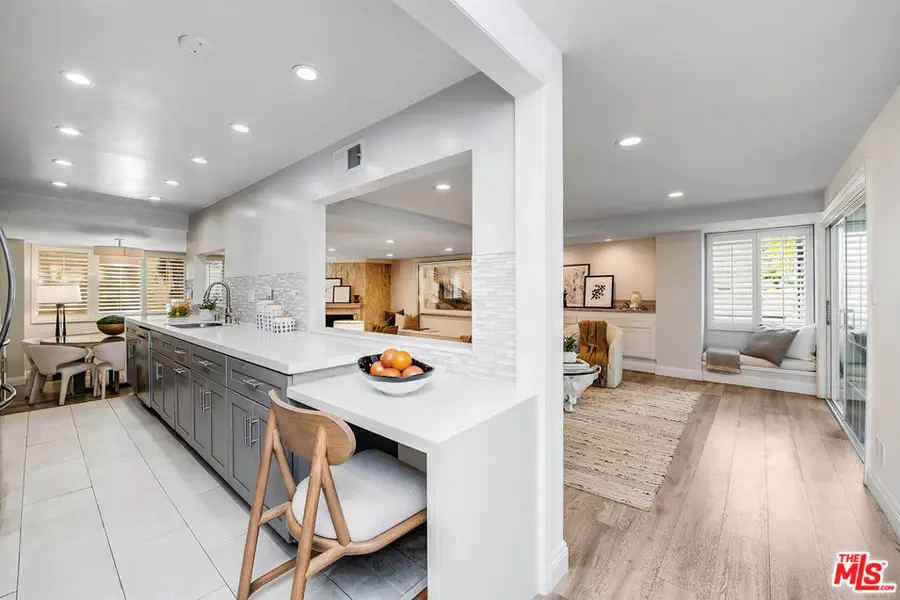 441 N Oakhurst Drive #203, Beverly Hills, CA 90210 - #3