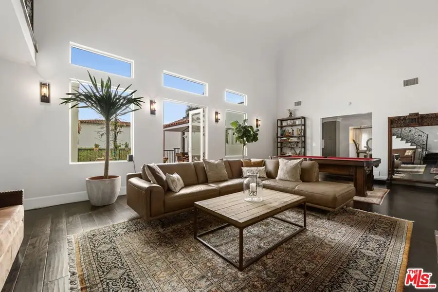 1940 N Western Avenue, Los Angeles, CA 90027 - #2