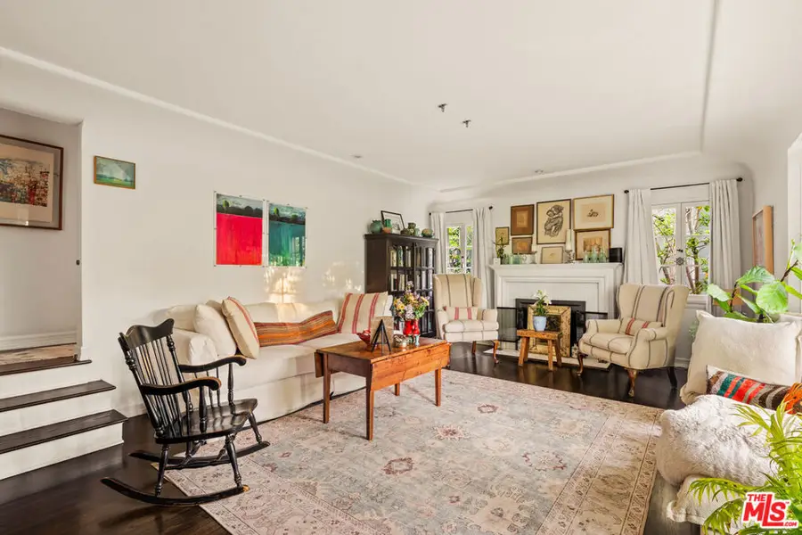 4009 Woodman, Sherman Oaks, CA 91423 - #2