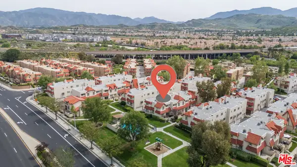 17955 River Circle #1, Canyon Country, CA 91387