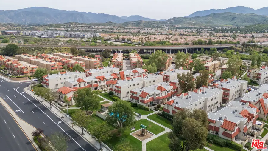 17955 River Circle #1, Canyon Country, CA 91387 - #3