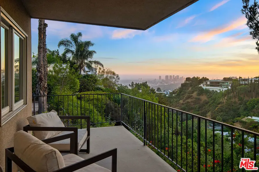 1537 Viewsite Terrace, Los Angeles, CA 90069 - #3