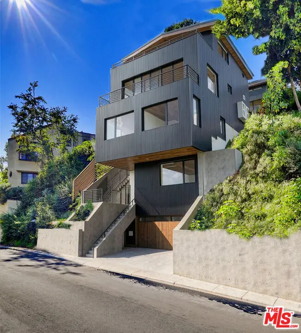 2367 Lake View Avenue, Los Angeles, CA 90039