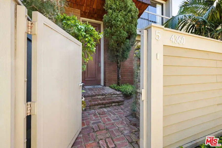 4360 Glencoe Avenue #5, Marina Del Rey, CA 90292 - #2