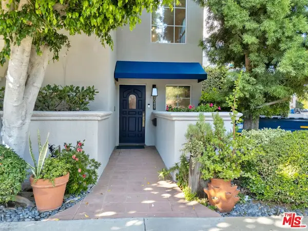10437 Moorpark Street, Toluca Lake, CA 91602