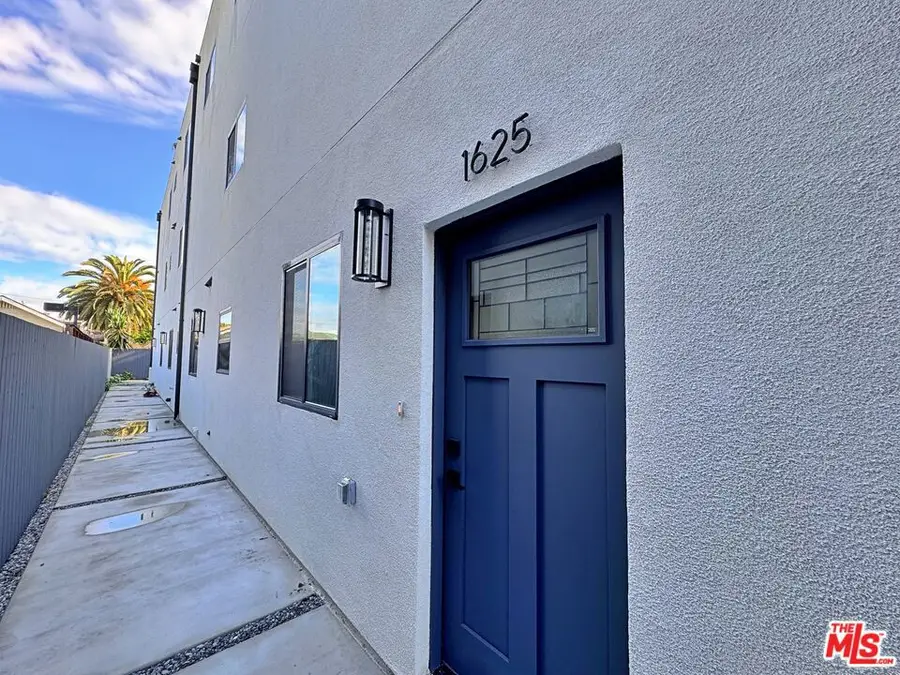 1625 W 37th Place, Los Angeles, CA 90018 - #2