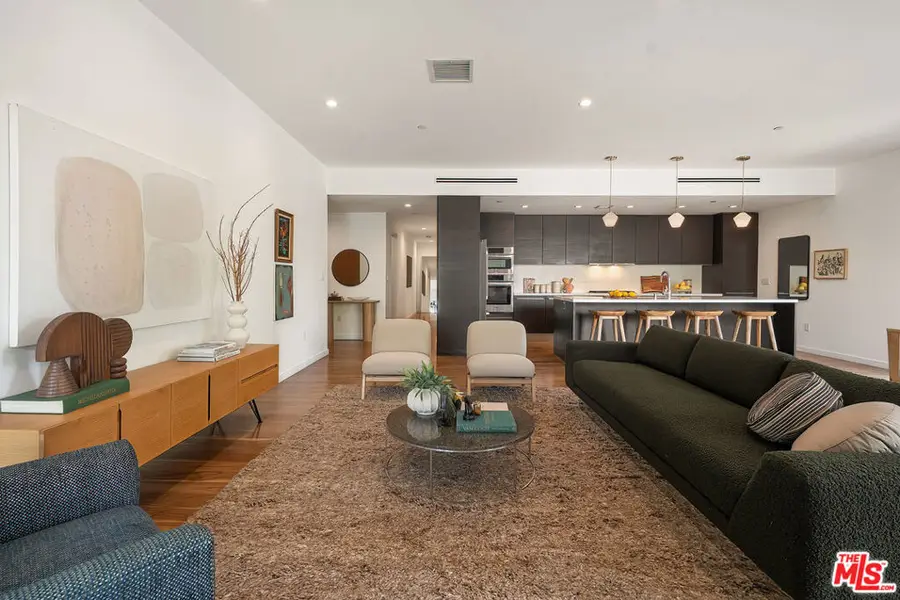 12504 Woodbridge Street #203, Studio City, CA 91604 - #3