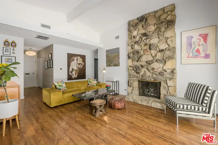 6902 Andasol Avenue, Van Nuys, CA 91406 - #3