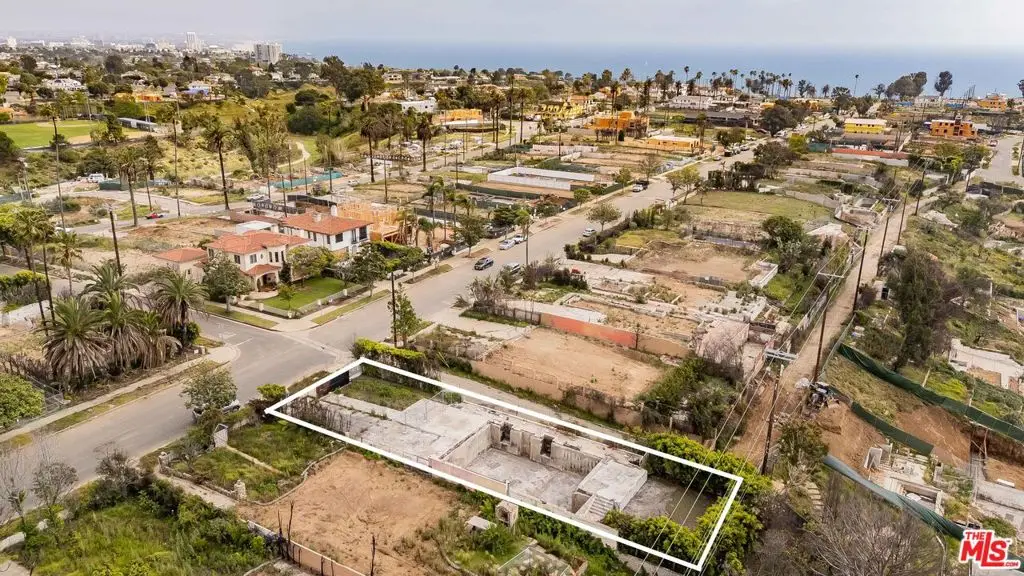 701 Via De La Paz, Pacific Palisades, CA 90272 - #1