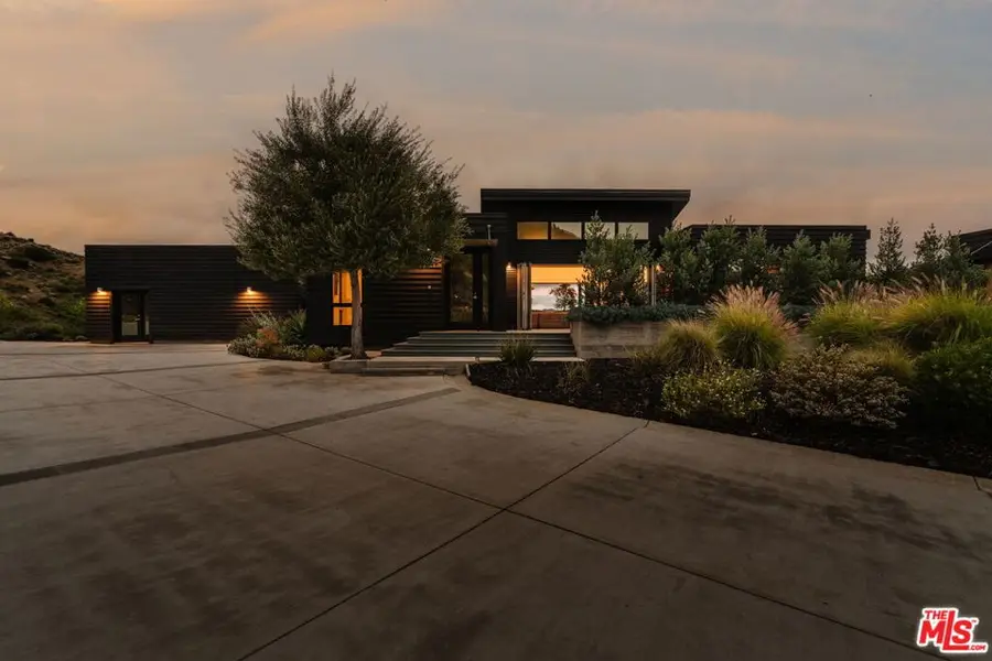 3649 Kanan Road, Agoura Hills, CA 91301 - #3