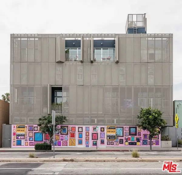 751 N Fairfax Avenue #4, Los Angeles, CA 90046