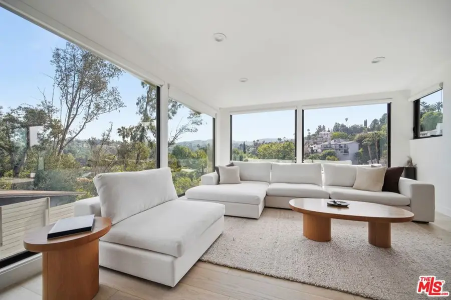 21520 Marchena Street, Woodland Hills, CA 91364 - #2