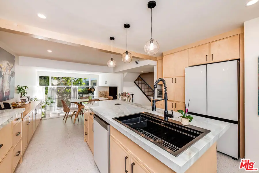 4364 W Kling Street, Burbank, CA 91505 - #3