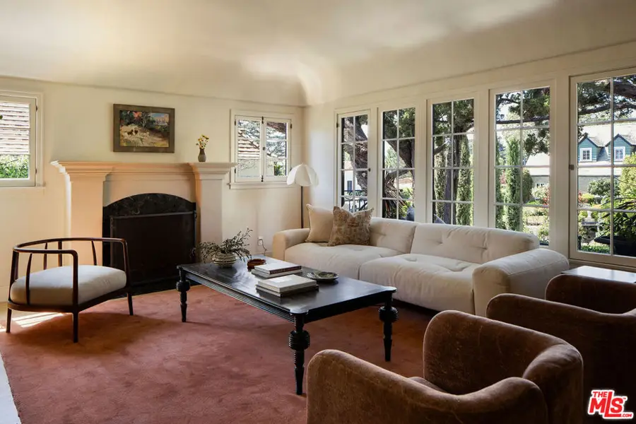 2420 Catherine Road, Altadena, CA 91001 - #2