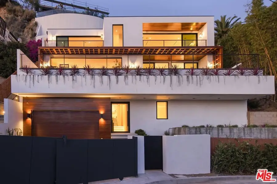 1525 Marlay Drive, Los Angeles, CA 90069 - #2