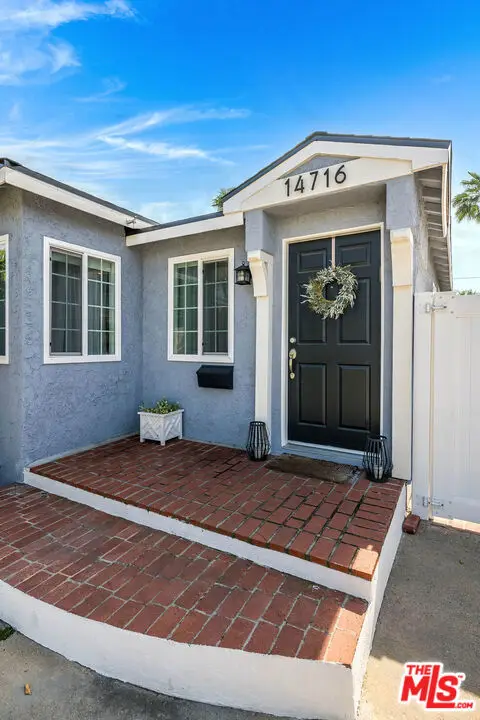 14716 Killion Street, Sherman Oaks, CA 91411 - #3
