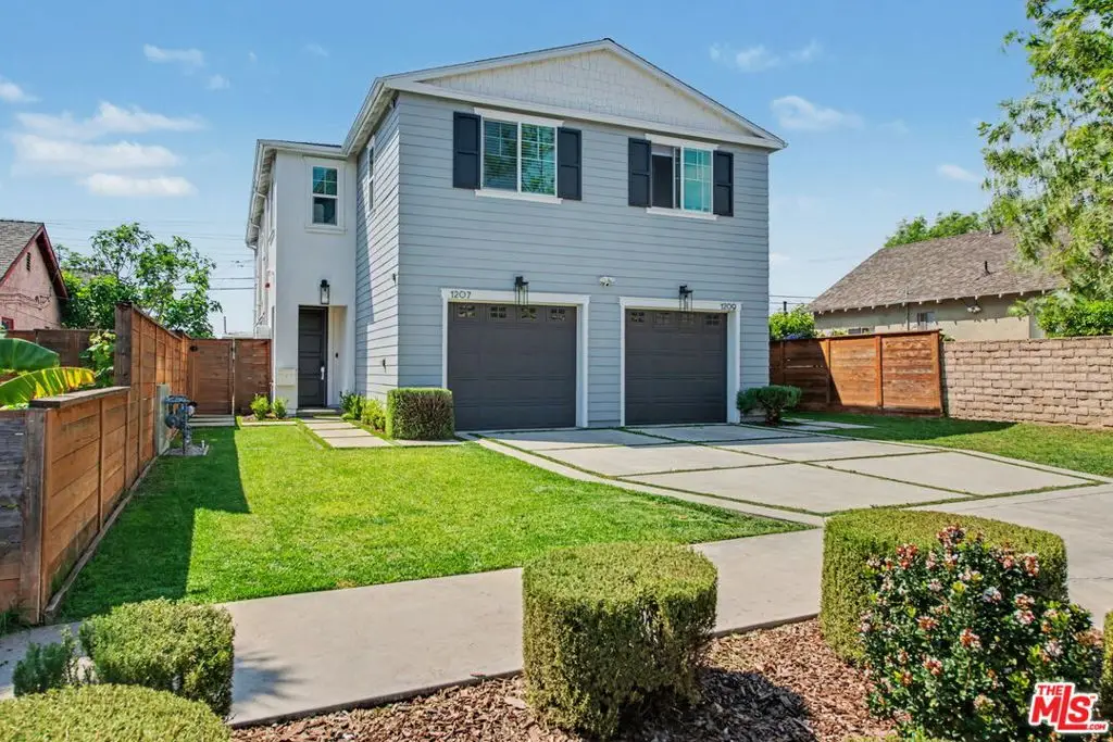 1207 N Commonwealth Avenue, Los Angeles, CA 90029 - #1