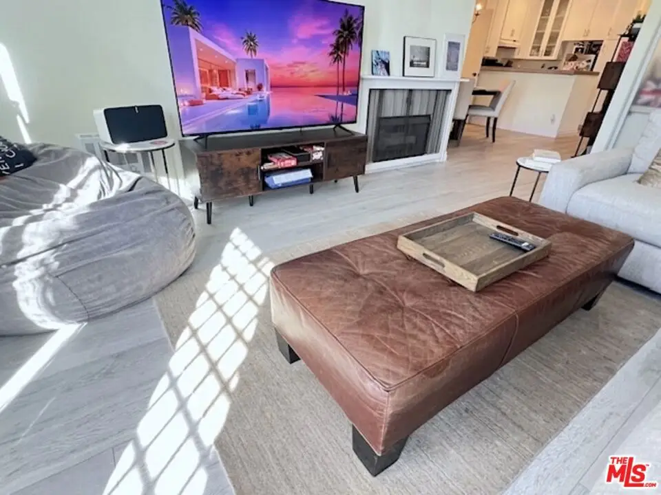 11645 Montana Avenue #323, Los Angeles, CA 90049 - #1