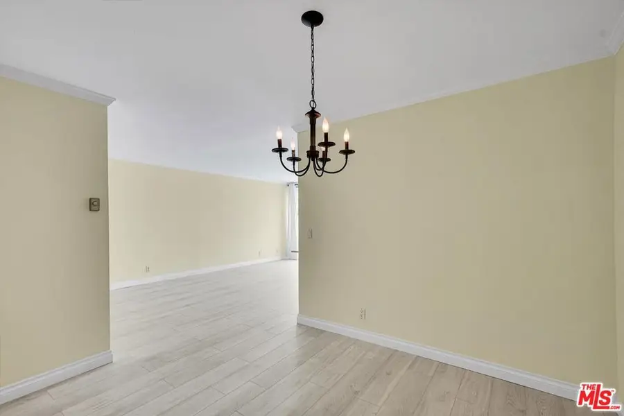 11645 Montana Avenue #323, Los Angeles, CA 90049 - #3