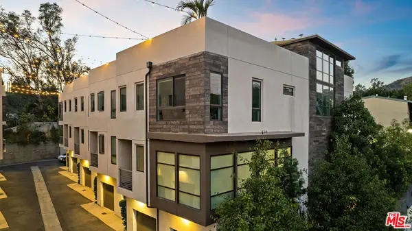 2111 N Cahuenga Boulevard #1, Los Angeles, CA 90068