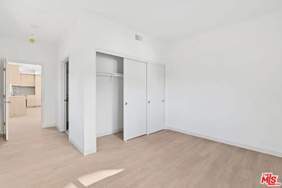 2523 S Orange Drive, Los Angeles, CA 90016 - #3