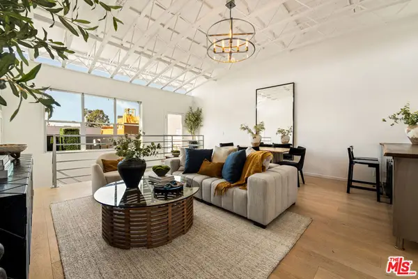 630 Rose Avenue #5, Venice, CA 90291