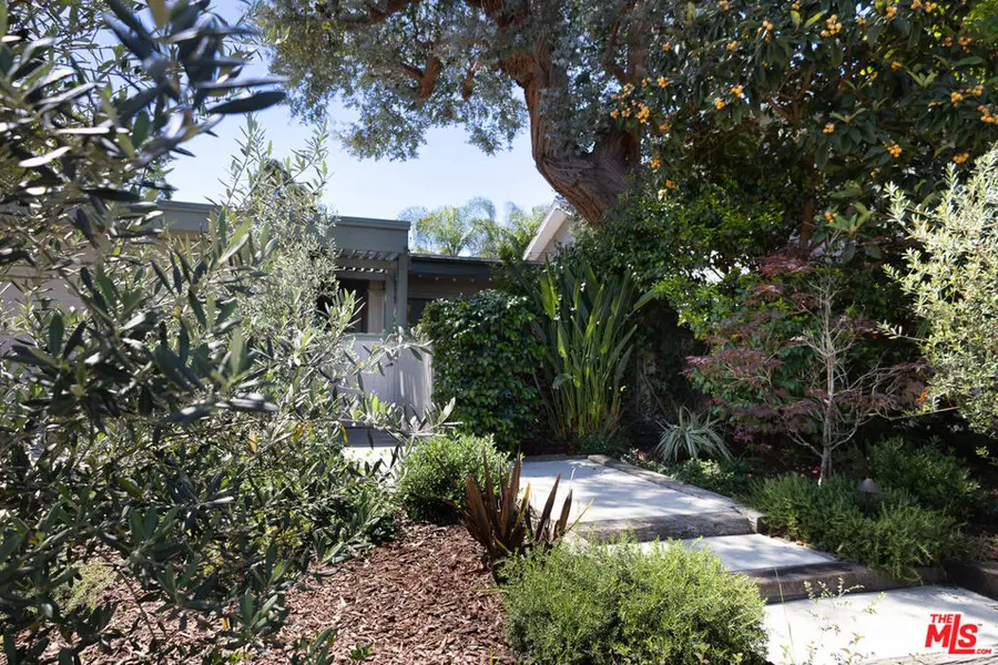 12722 Sarah Street, Studio City, CA 91604 - #3